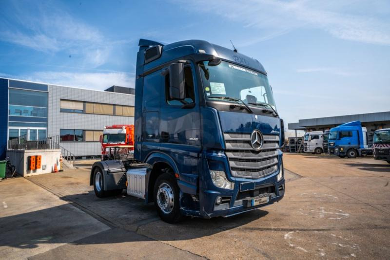Mercedes ACTROS 1846 LS - Влекач: снимка 2 Mercedes ACTROS 1846 LS - Влекач: снимка 2