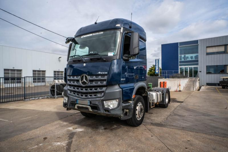 Mercedes AROCS 1843 LS ( NO ACTROS)+BIG AXLE+HYDR. - Влекач: снимка 1 Mercedes AROCS 1843 LS ( NO ACTROS)+BIG AXLE+HYDR. - Влекач: снимка 1