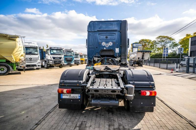 Mercedes AROCS 1843 LS ( NO ACTROS)+BIG AXLE +HYDR. - Влекач: снимка 5 Mercedes AROCS 1843 LS ( NO ACTROS)+BIG AXLE +HYDR. - Влекач: снимка 5