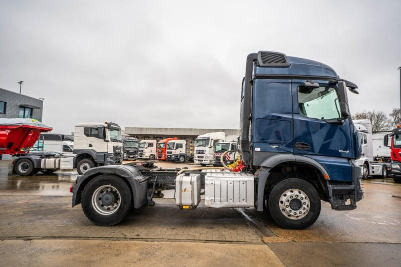 Mercedes AROCS 1843 LS ( NO ACTROS)+BIG AXLE +HYDR. - Влекач: снимка 3 Mercedes AROCS 1843 LS ( NO ACTROS)+BIG AXLE +HYDR. - Влекач: снимка 3