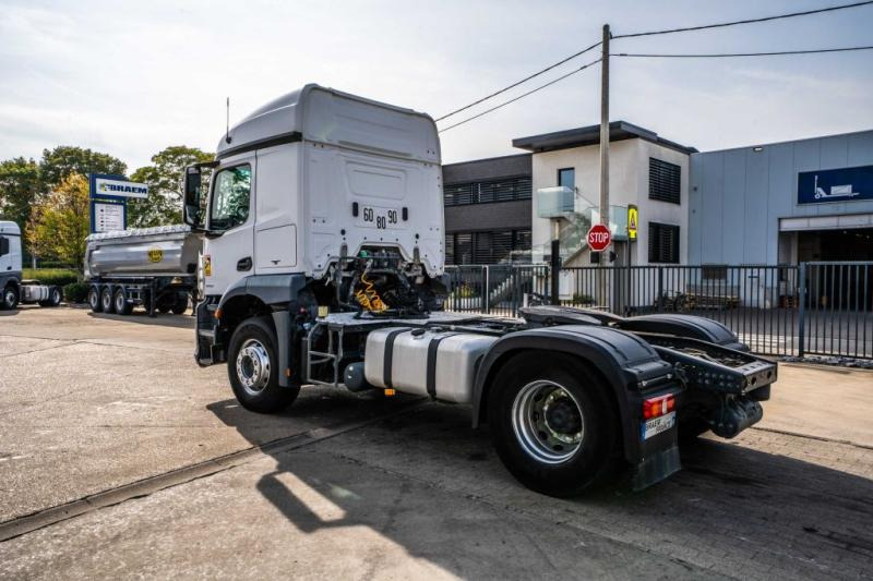 Mercedes AROCS 1843 LS ( NO ACTROS) - Влекач: снимка 5 Mercedes AROCS 1843 LS ( NO ACTROS) - Влекач: снимка 5