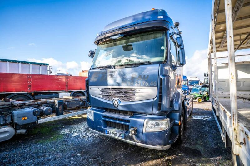 Renault PREMIUM 450 DXI+VOITH+ problème moteur - Влекач: снимка 1 Renault PREMIUM 450 DXI+VOITH+ problème moteur - Влекач: снимка 1