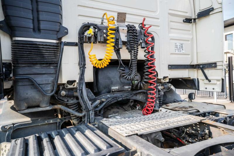 Влекач Volvo FM (FH) 460 GLOB: снимка 7