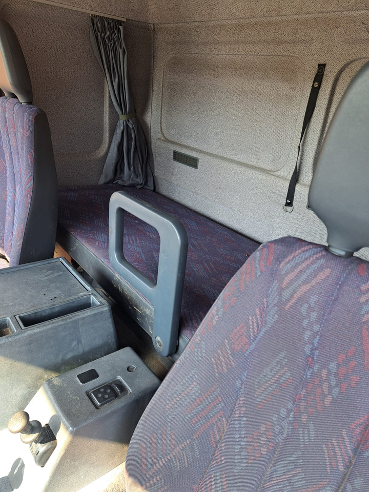 MERCEDES-BENZ 1823 - Автовоз камион: снимка 5 MERCEDES-BENZ 1823 - Автовоз камион: снимка 5