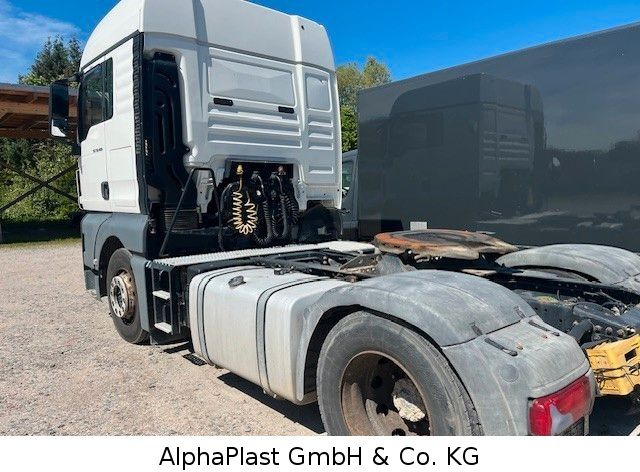 Влекач MAN 18.400 / 4x2 Hydraulik Orginal KM TipTop 18.400 / 4x2 Hydraulik Orginal KM TipTop: снимка 6