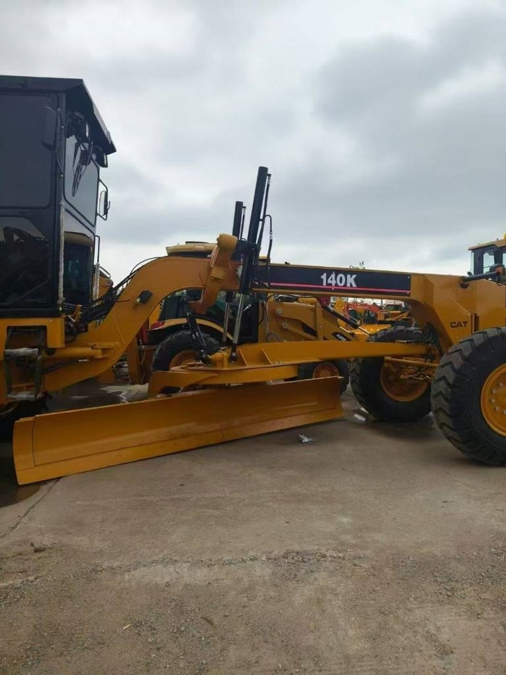 CAT 140K - Грейдер: снимка 4 CAT 140K - Грейдер: снимка 4