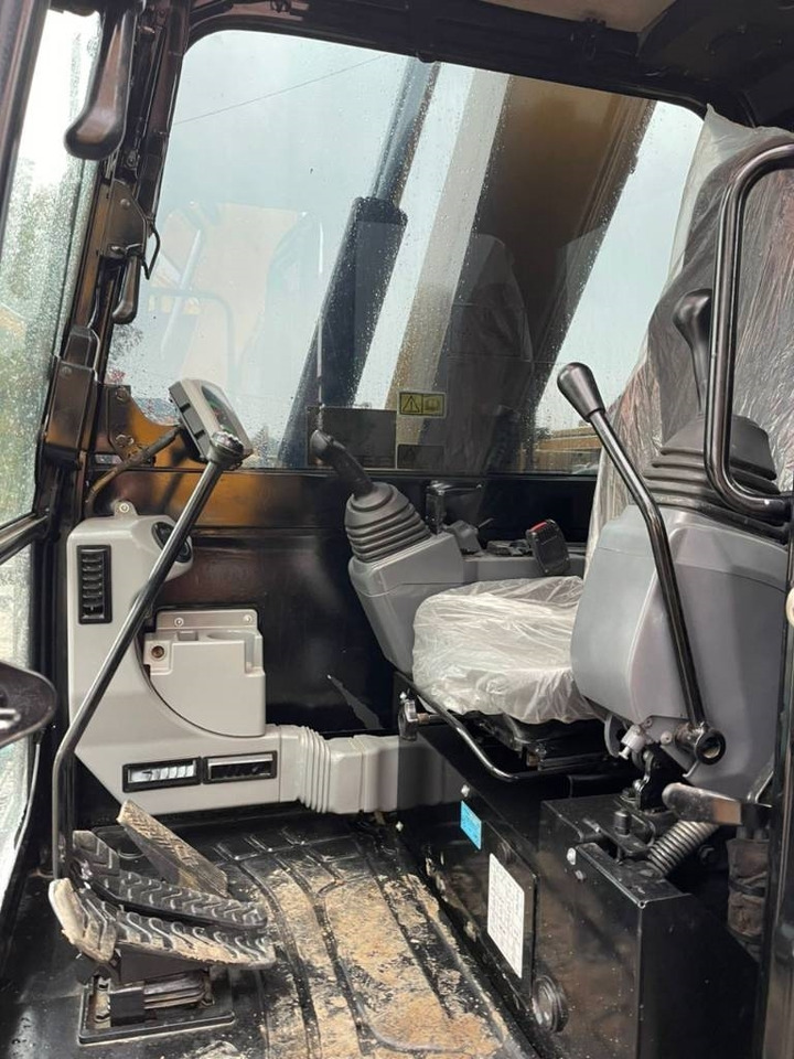 CAT 308 E 2 CR - Верижен багер: снимка 5 CAT 308 E 2 CR - Верижен багер: снимка 5