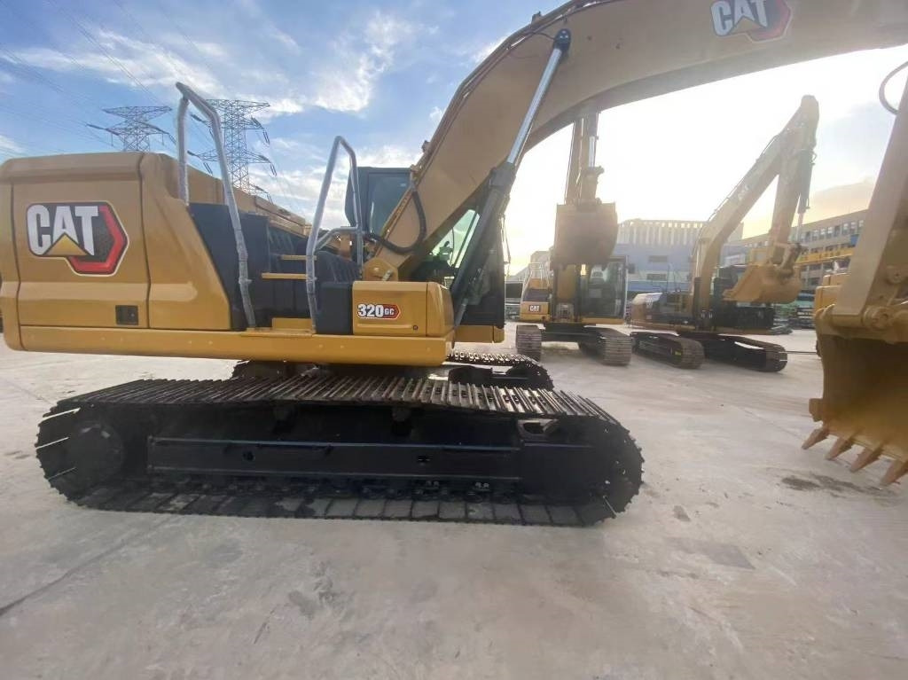 CAT 320 GC - Верижен багер: снимка 4 CAT 320 GC - Верижен багер: снимка 4
