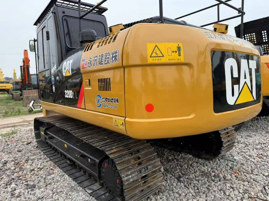 CAT 320D2  - Верижен багер: снимка 3 CAT 320D2  - Верижен багер: снимка 3