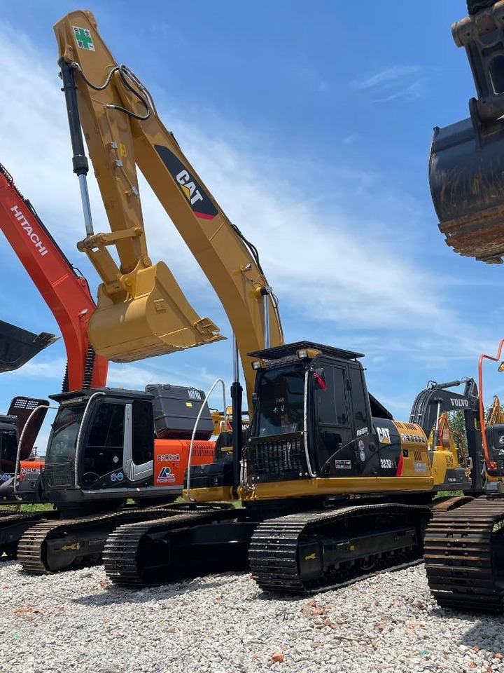 CAT 323D2 - Верижен багер: снимка 2 CAT 323D2 - Верижен багер: снимка 2