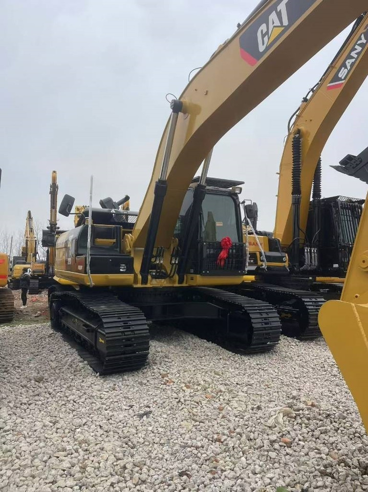 CAT 329 D - Верижен багер: снимка 2 CAT 329 D - Верижен багер: снимка 2