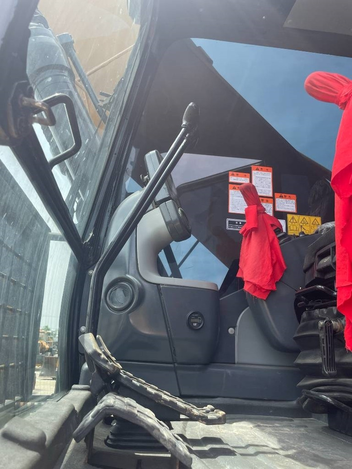 CAT 330D2 - Верижен багер: снимка 5 CAT 330D2 - Верижен багер: снимка 5