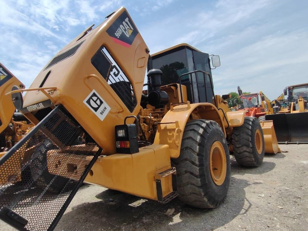 CAT 966 H - Верижен багер: снимка 4 CAT 966 H - Верижен багер: снимка 4