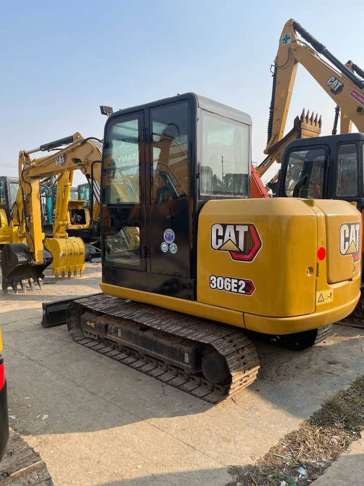 CAT CAT306E2 - Мини багер: снимка 1 CAT CAT306E2 - Мини багер: снимка 1