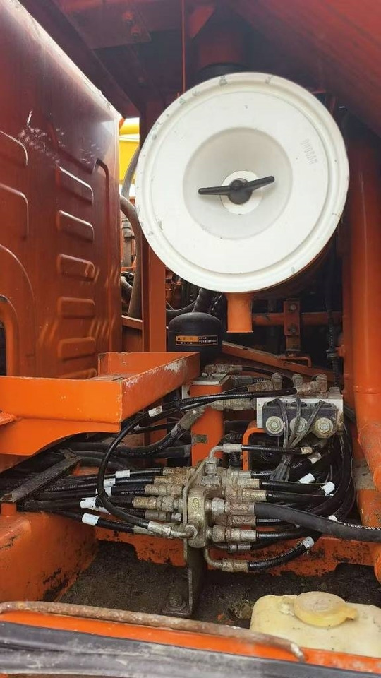 Doosan DH 225 LC-7 - Верижен багер: снимка 2 Doosan DH 225 LC-7 - Верижен багер: снимка 2
