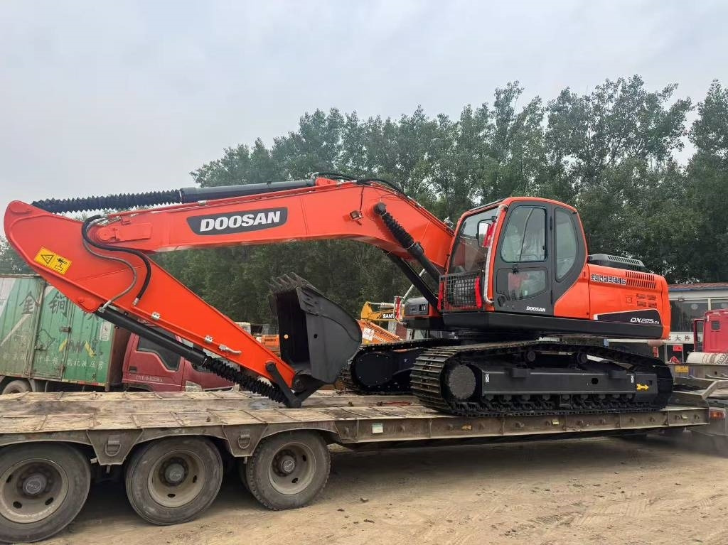 Doosan DX 220 LCA - Верижен багер: снимка 5 Doosan DX 220 LCA - Верижен багер: снимка 5