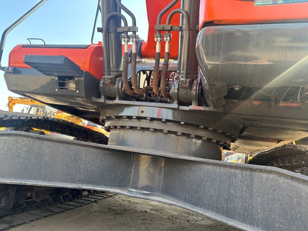 Верижен багер Doosan DX 300 [ Copy ]: снимка 6
