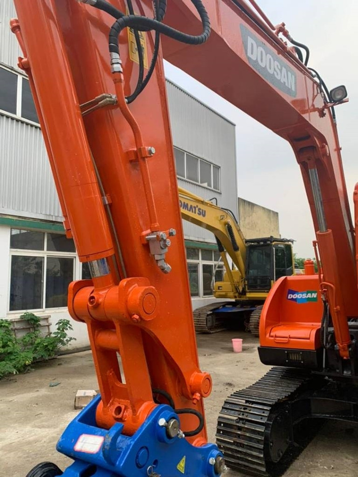 Мини багер Doosan DX 75: снимка 9