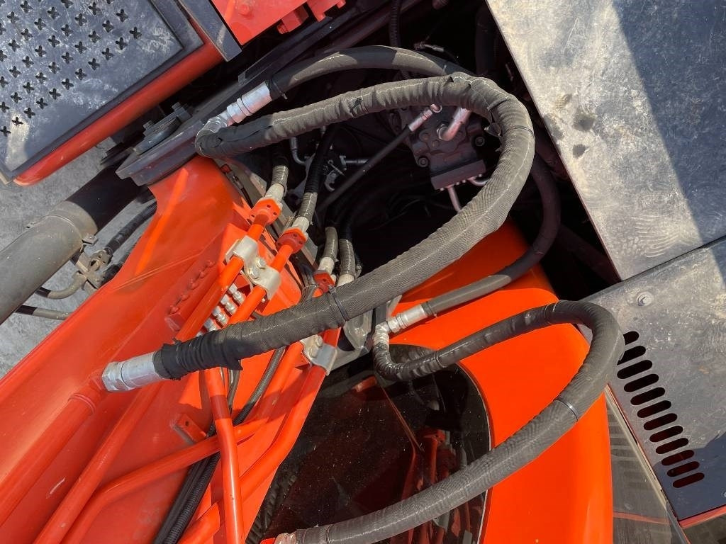 Doosan DX225LCA - Верижен багер: снимка 5 Doosan DX225LCA - Верижен багер: снимка 5