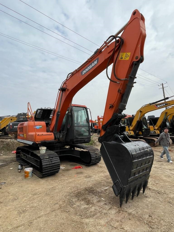 Нови Верижен багер Doosan dx150: снимка 9