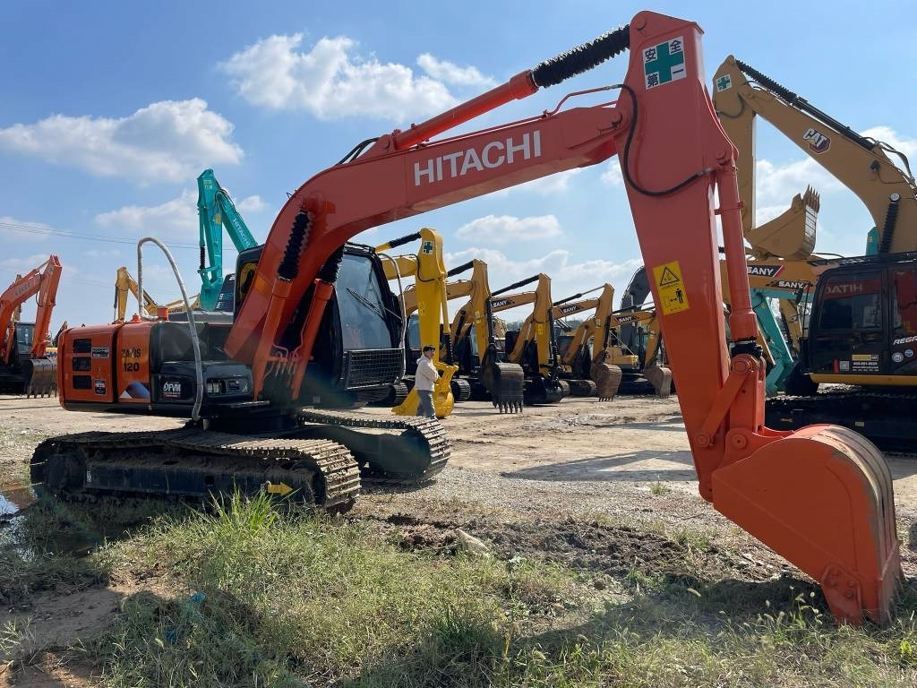 Hitachi ZX 120 - Верижен багер: снимка 5 Hitachi ZX 120 - Верижен багер: снимка 5