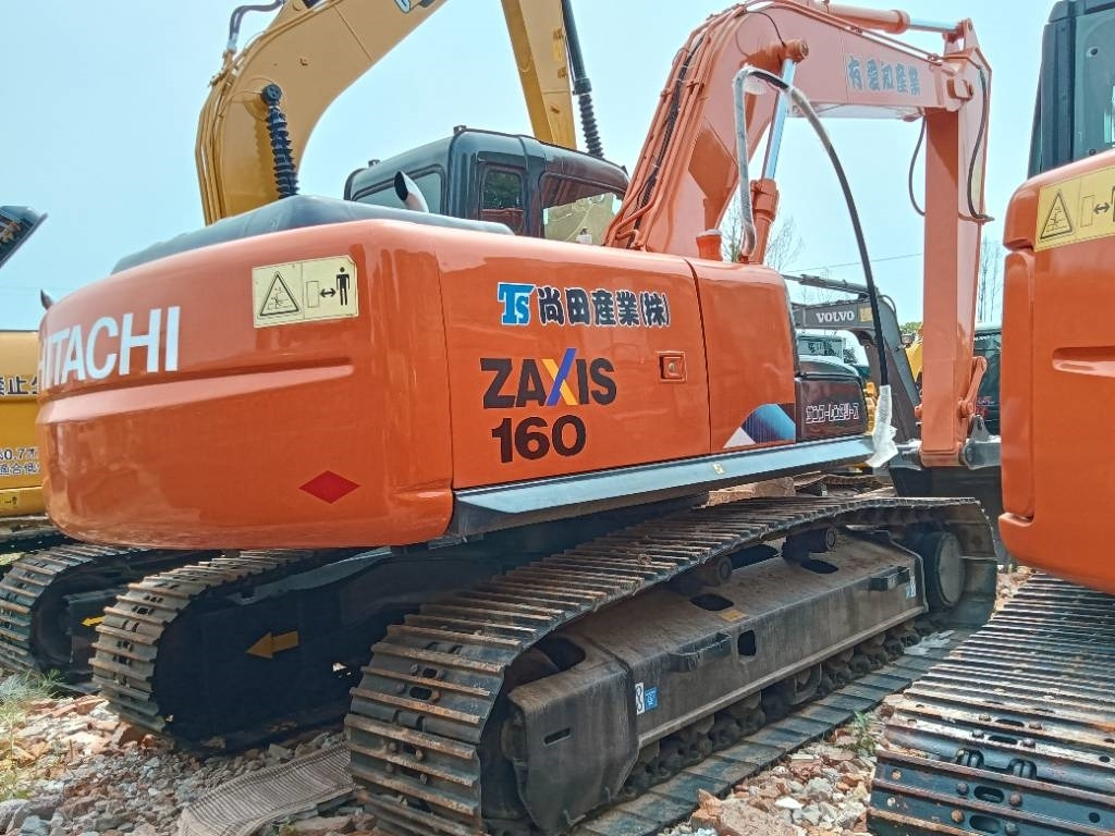 Hitachi ZX 160 - Верижен багер: снимка 1 Hitachi ZX 160 - Верижен багер: снимка 1