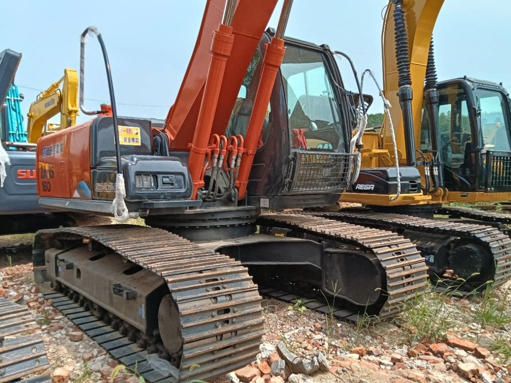 Hitachi ZX 160 - Верижен багер: снимка 4 Hitachi ZX 160 - Верижен багер: снимка 4