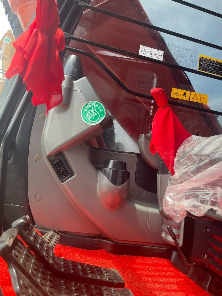 Hitachi ZX 200 - Верижен багер: снимка 3 Hitachi ZX 200 - Верижен багер: снимка 3