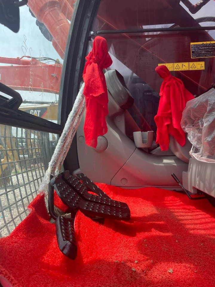 Лизинг на Hitachi ZX 200  Hitachi ZX 200: снимка 6