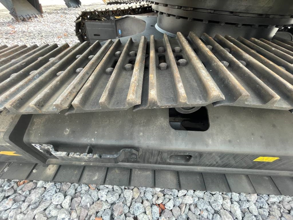 Hitachi ZX 360 - Верижен багер: снимка 4 Hitachi ZX 360 - Верижен багер: снимка 4