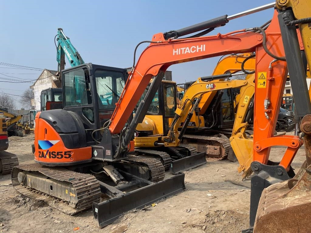 Hitachi ZX 55 - Мини багер: снимка 1 Hitachi ZX 55 - Мини багер: снимка 1