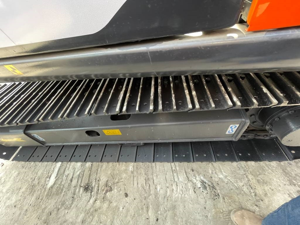 Hitachi ZX 70 - Мини багер: снимка 5 Hitachi ZX 70 - Мини багер: снимка 5