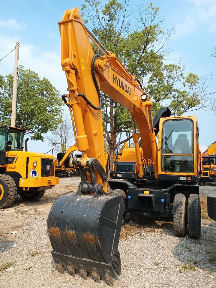 Hyundai R150W - Колесен багер: снимка 2 Hyundai R150W - Колесен багер: снимка 2