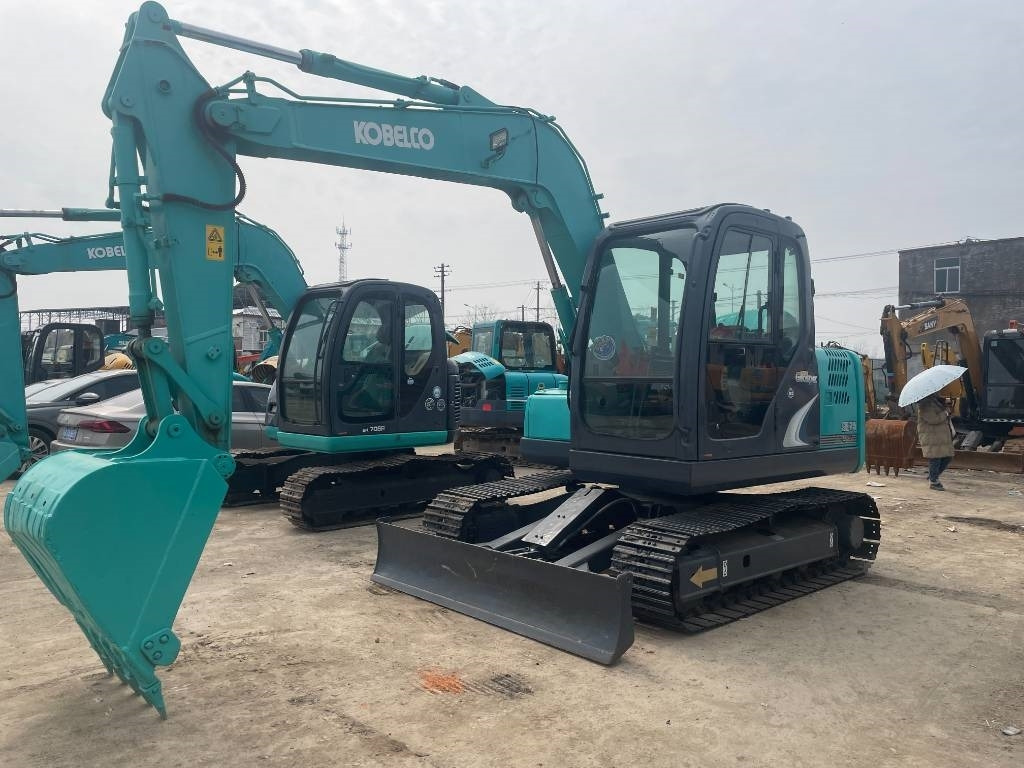 Kobelco SK 75 - Мини багер: снимка 3 Kobelco SK 75 - Мини багер: снимка 3