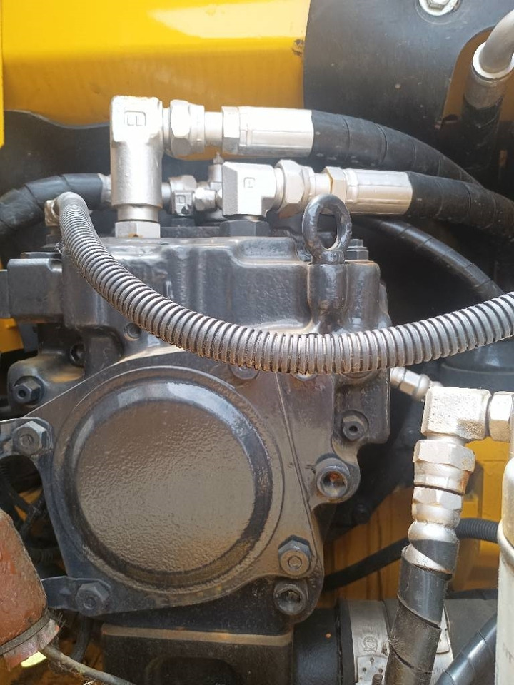 Komatsu PC 120-8 - Мини багер: снимка 4 Komatsu PC 120-8 - Мини багер: снимка 4