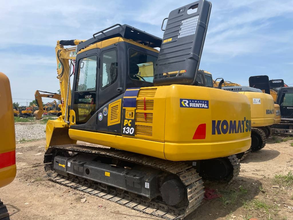 Komatsu PC 130 - Верижен багер: снимка 1 Komatsu PC 130 - Верижен багер: снимка 1
