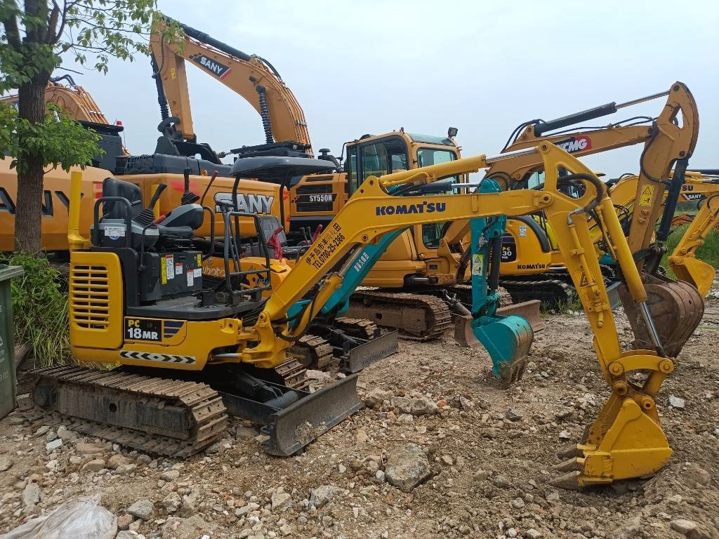 Komatsu PC 18 - Мини багер: снимка 2 Komatsu PC 18 - Мини багер: снимка 2