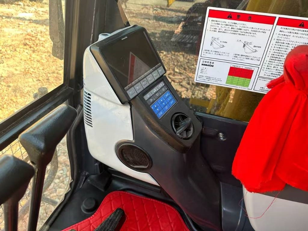Верижен багер Komatsu PC 240: снимка 6