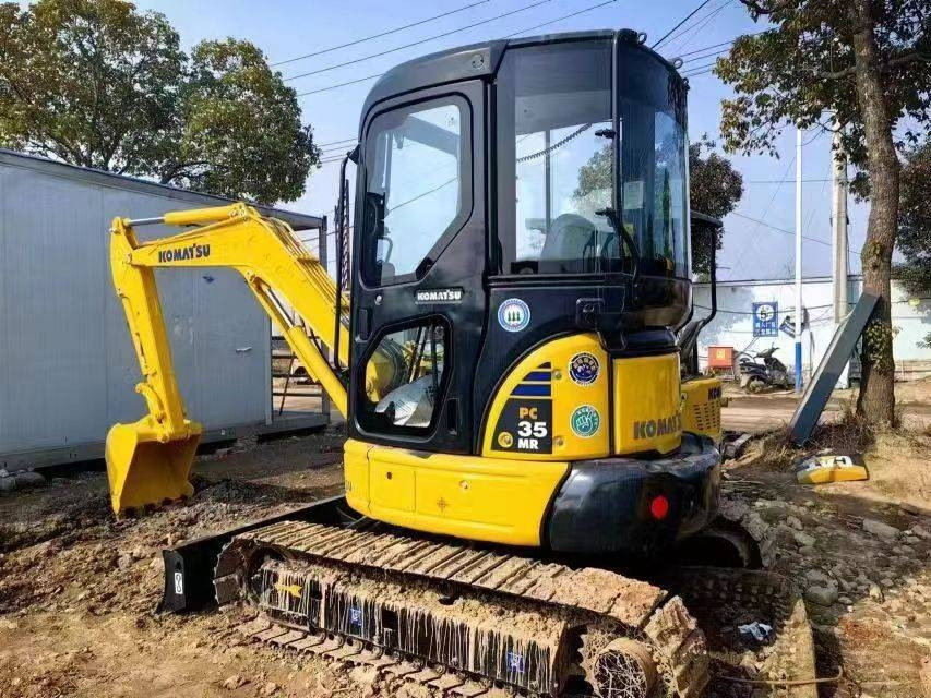 Komatsu PC 35 - Мини багер: снимка 1 Komatsu PC 35 - Мини багер: снимка 1