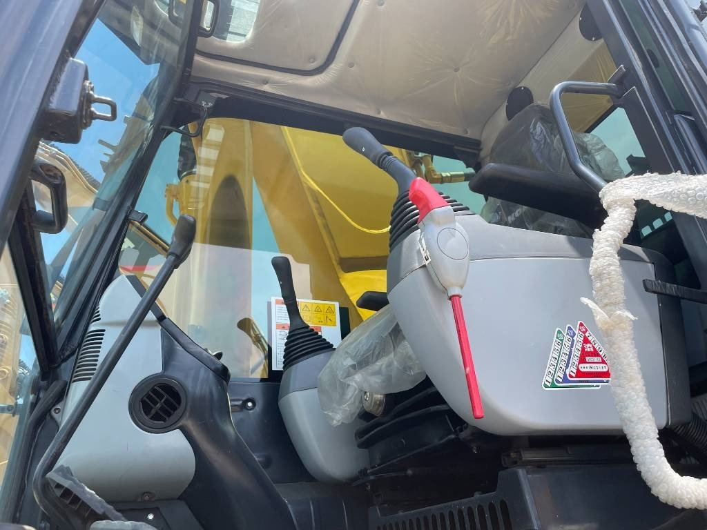 Komatsu PC 400 - Верижен багер: снимка 4 Komatsu PC 400 - Верижен багер: снимка 4