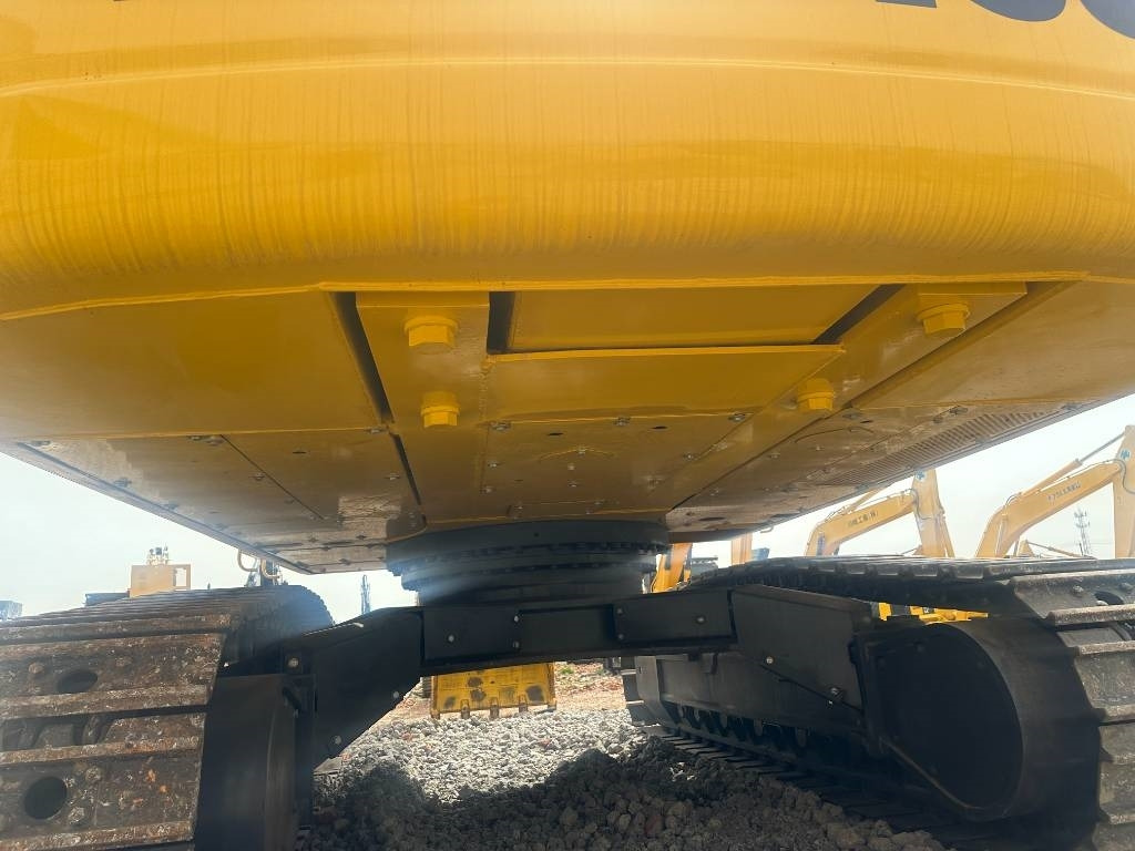 Komatsu PC 450 - Верижен багер: снимка 4 Komatsu PC 450 - Верижен багер: снимка 4