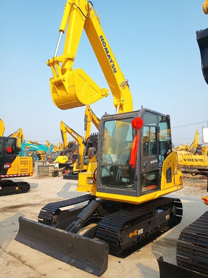Komatsu PC 70 - Мини багер: снимка 2 Komatsu PC 70 - Мини багер: снимка 2