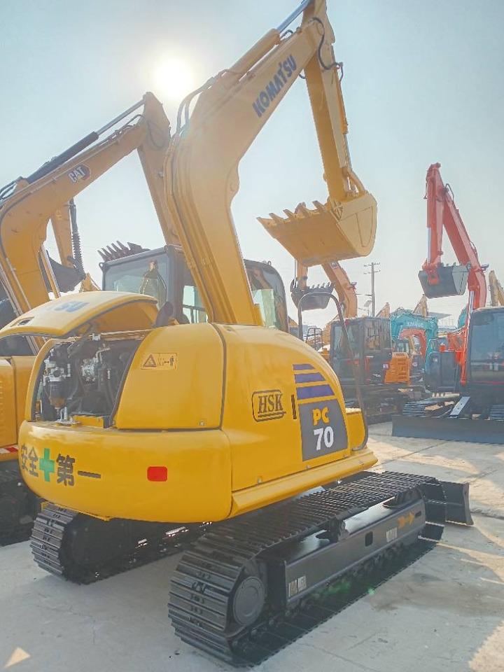 Komatsu PC 70 - Мини багер: снимка 1 Komatsu PC 70 - Мини багер: снимка 1