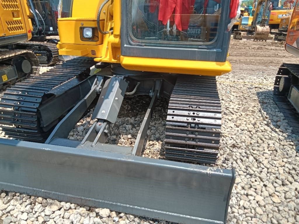 Komatsu PC 70 - Мини багер: снимка 5 Komatsu PC 70 - Мини багер: снимка 5