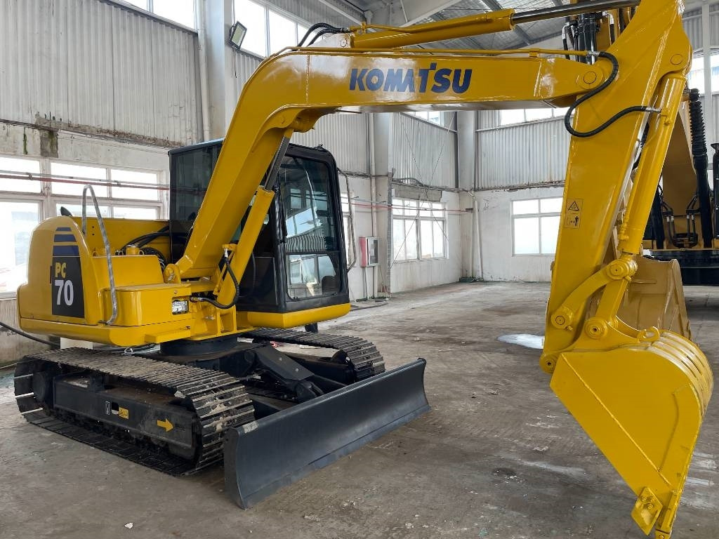 Komatsu PC 70 - Мини багер: снимка 2 Komatsu PC 70 - Мини багер: снимка 2