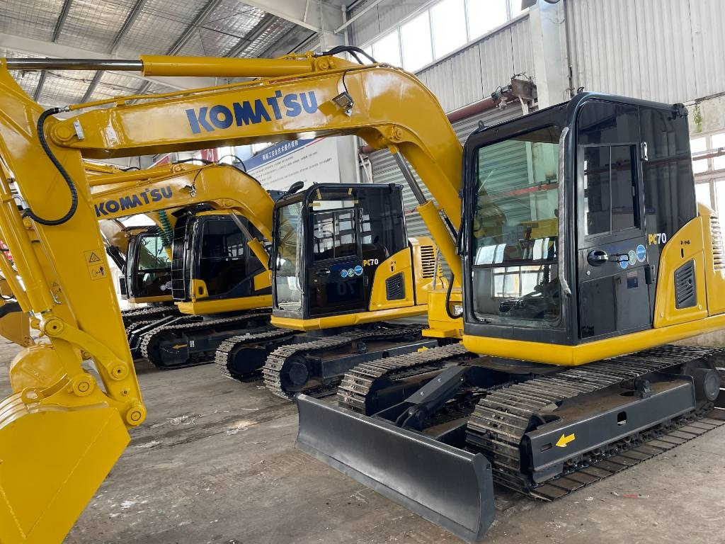 Komatsu PC 70 - Мини багер: снимка 1 Komatsu PC 70 - Мини багер: снимка 1