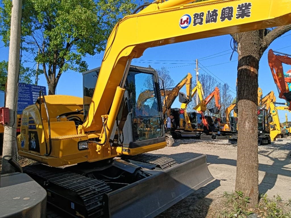 Komatsu PC 70 - Мини багер: снимка 4 Komatsu PC 70 - Мини багер: снимка 4