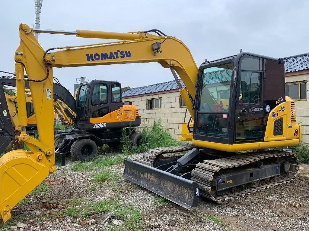 Komatsu PC 70 - Мини багер: снимка 3 Komatsu PC 70 - Мини багер: снимка 3