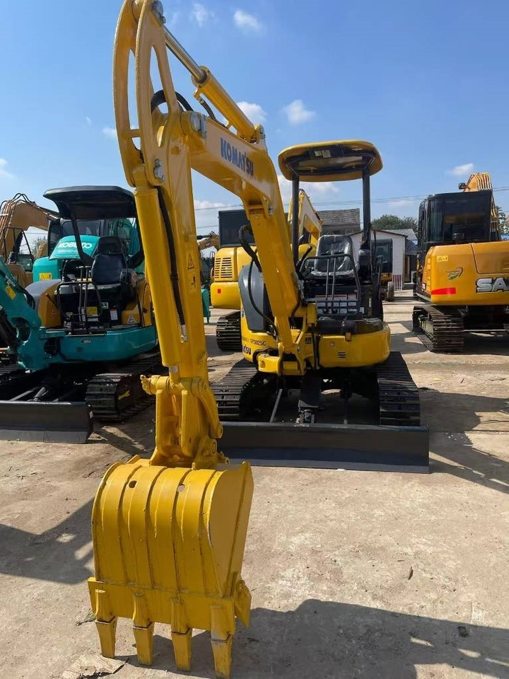 Komatsu PC35 - Мини багер: снимка 2 Komatsu PC35 - Мини багер: снимка 2