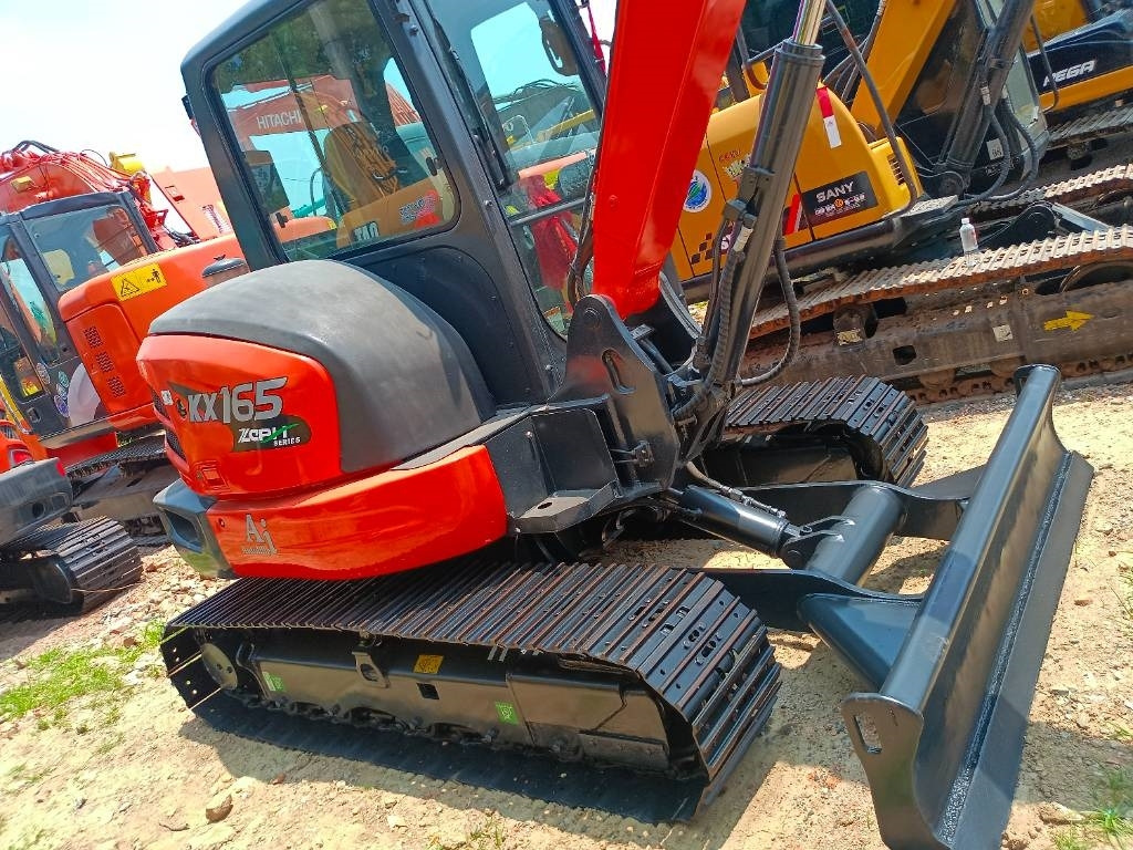 Kubota KX 165 - Мини багер: снимка 5 Kubota KX 165 - Мини багер: снимка 5